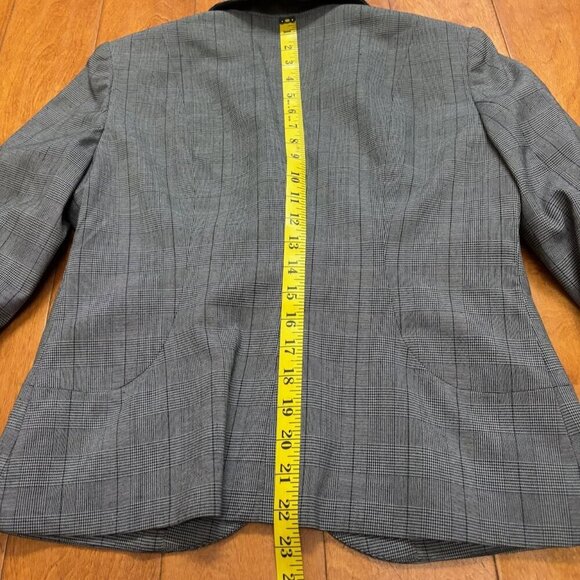 Oscar De La Renta Women Blazer 8P Gray Plaid Rhinestone Floral Design Career - Picture 15 of 16